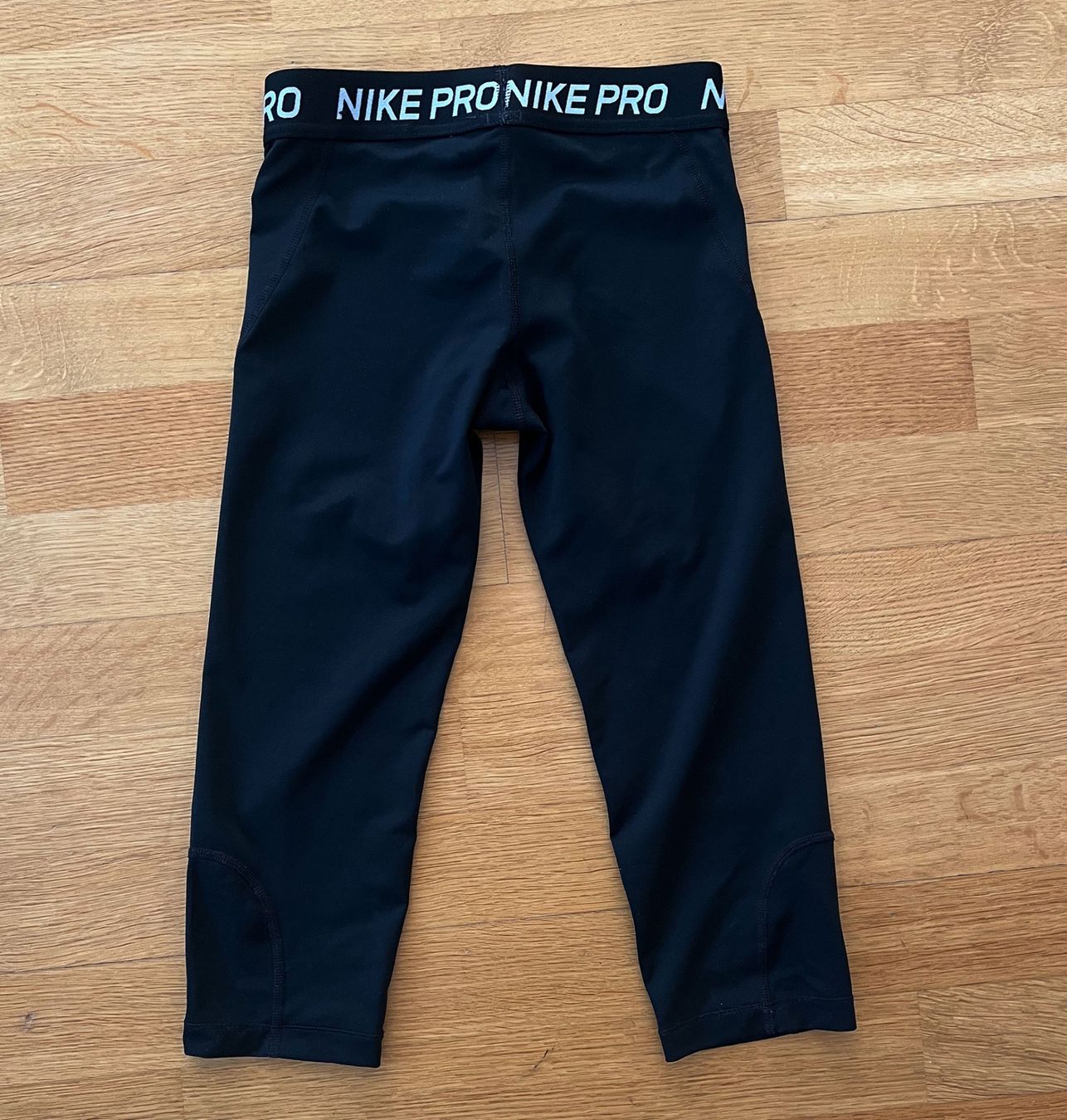 Nike Leggings: Nike Leggings M – Usato da herrliberg venduto da flora8008 1