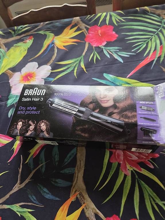 Sonstige Haarpflege: Brosse soufflante et  sechante – Gebraucht aus La Croix (Lutry) von azzura01 1