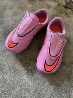 Nike Mercurial Pink Fussballschuhe - EUR 26