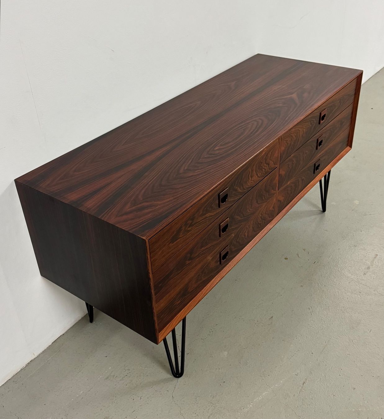 Cassettiere: Palisander Sideboard Kommode Brouer MidCentury Denmark – Usato da Basel venduto da MidMod20C 6