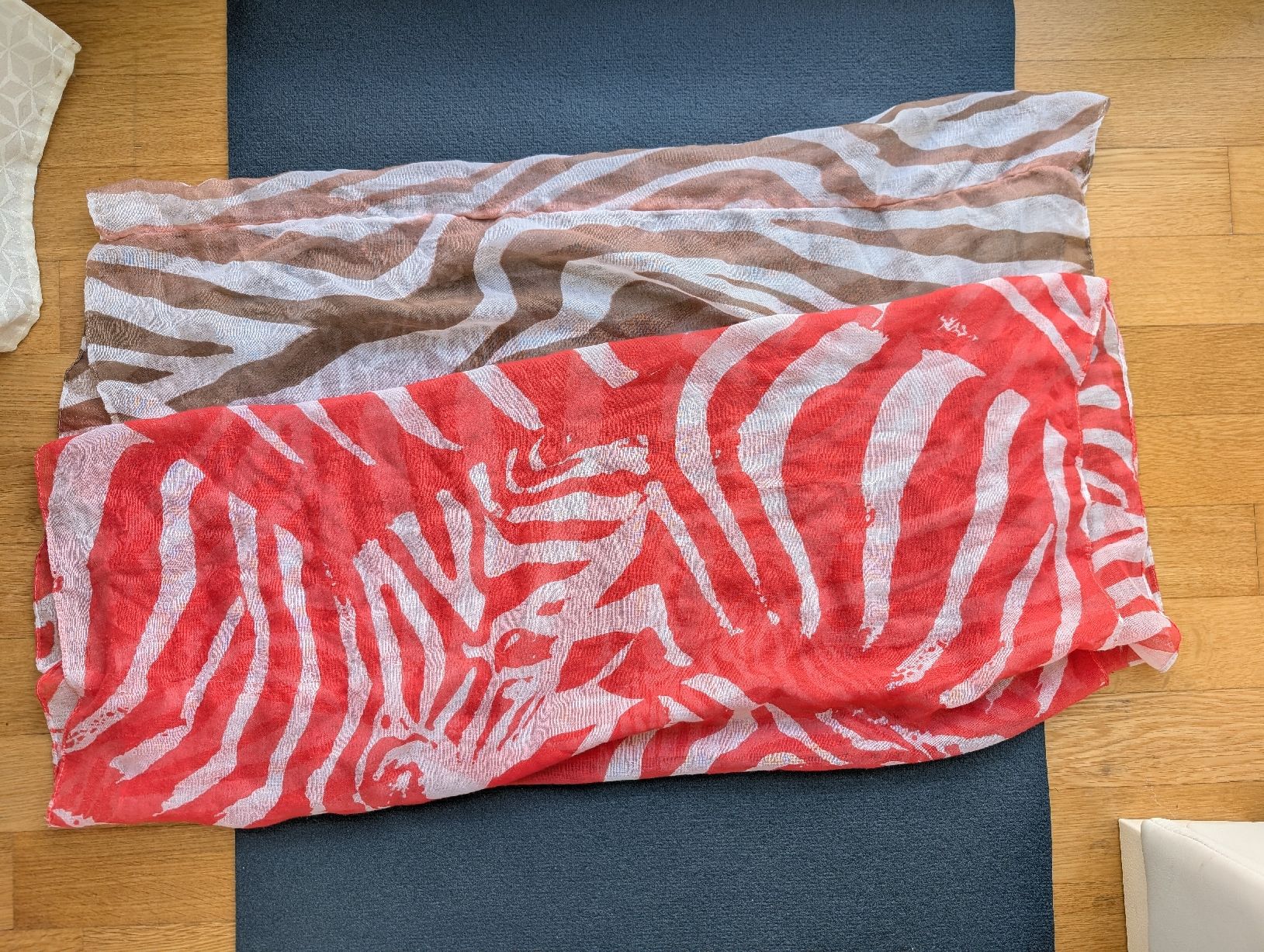 Foulard & Sciarpe: Schal - rot & braun gemustert - Loop Schal – Usato da Zürich venduto da Romy_1011 1