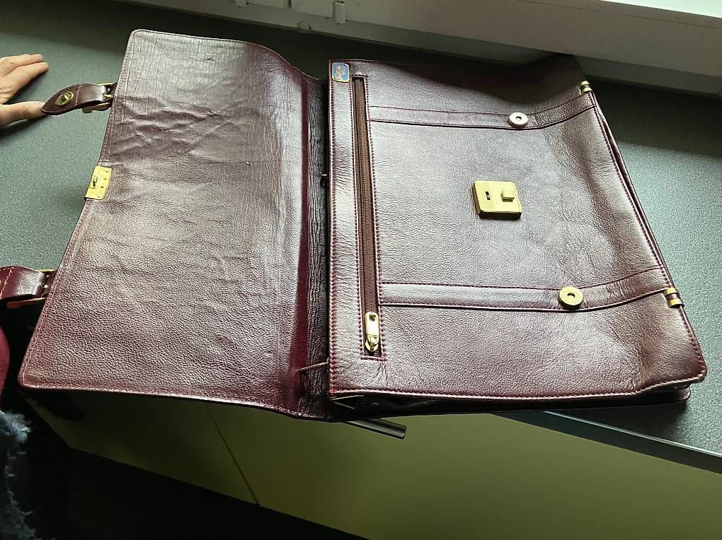 Koffer & Taschen: Leder-Mappe – Gebraucht aus Biel-Bienne von Franz.Anderegg 2