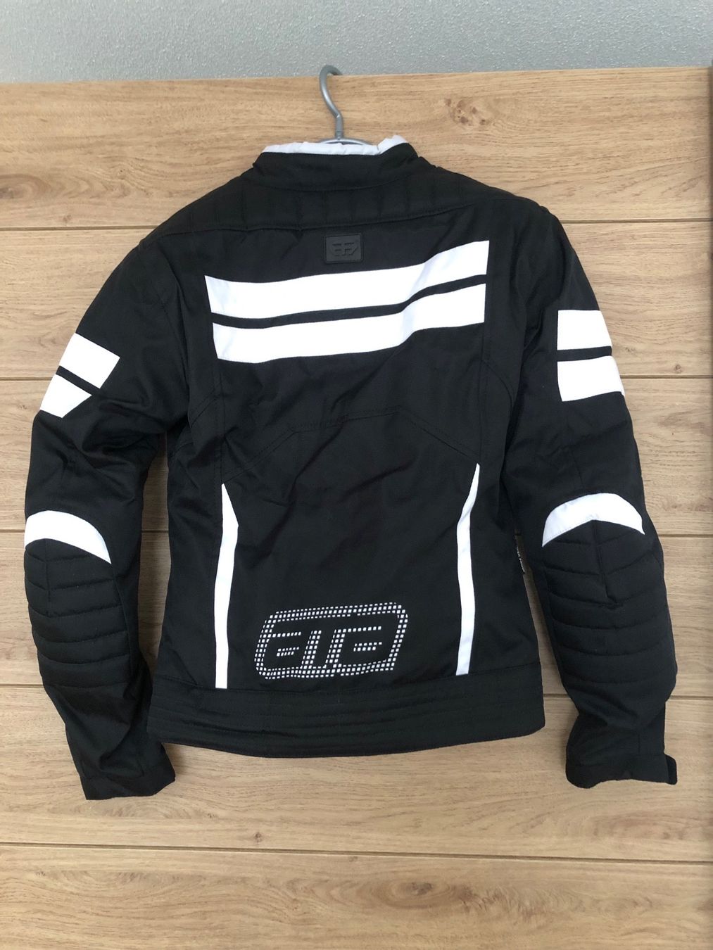 Completi & Tailleur: Motorradjacke – Nuovo (secondo la descrizione) da Frutigen venduto da dan_5hfz