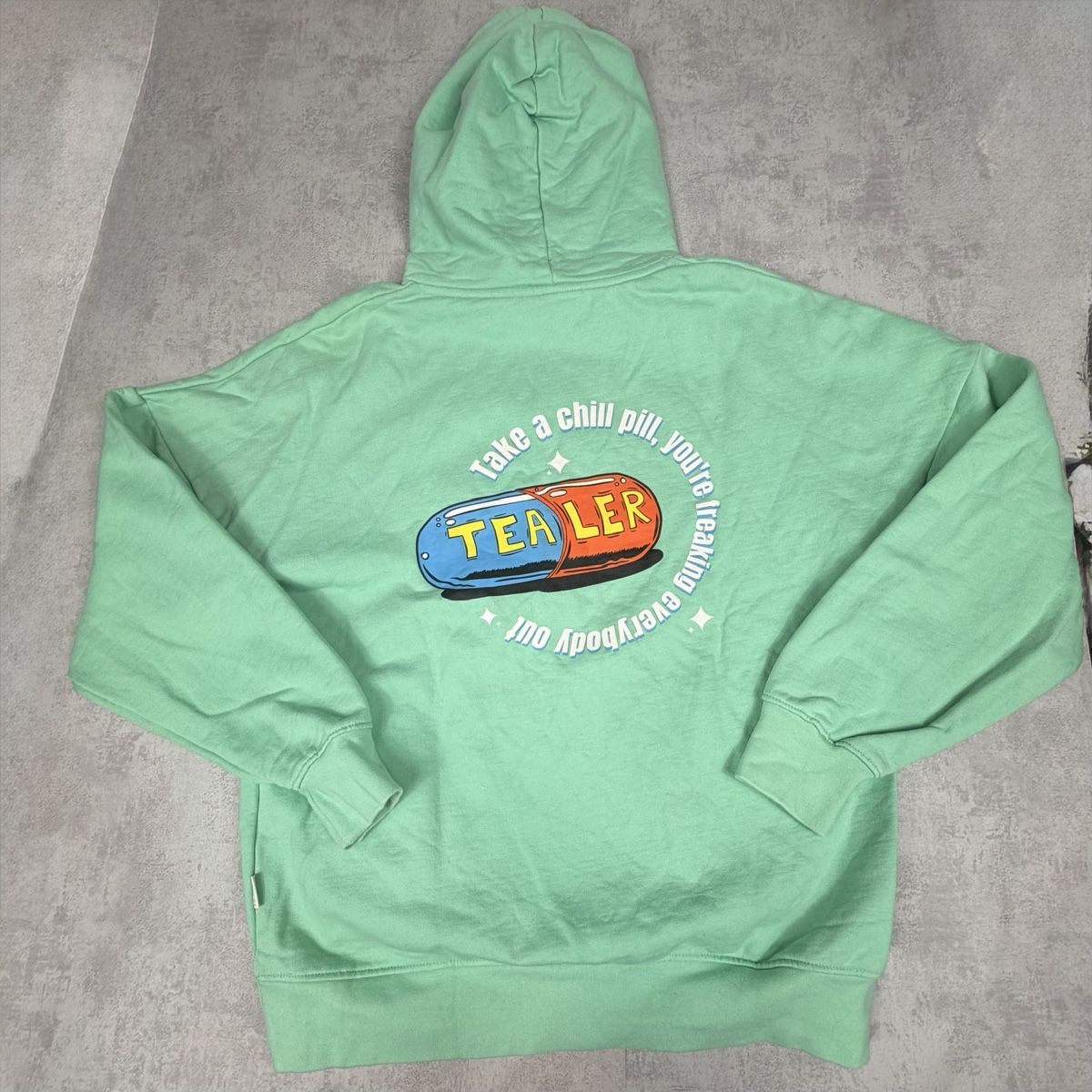 Pulls & Sweat-shirts: Sweat à capuche Tealer vert clair - Taille M – D'occasion à Neuchâtel par aliceguins