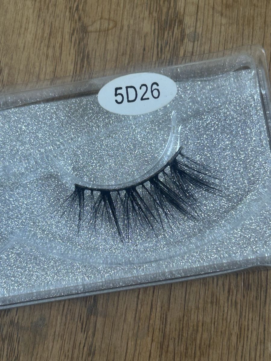 Make-up: Falsche Wimpern 5D26 neu – Gebraucht aus Frauenfeld von jae_vs6j 1