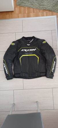 Blouson moto en cuir de marque Ixon