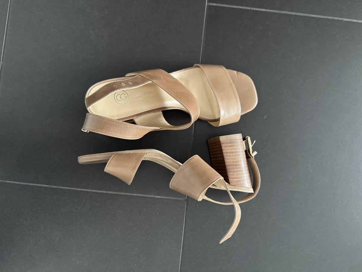 Scarpe da donna: Leader sandals – Usato da Basel venduto da ale_h7my