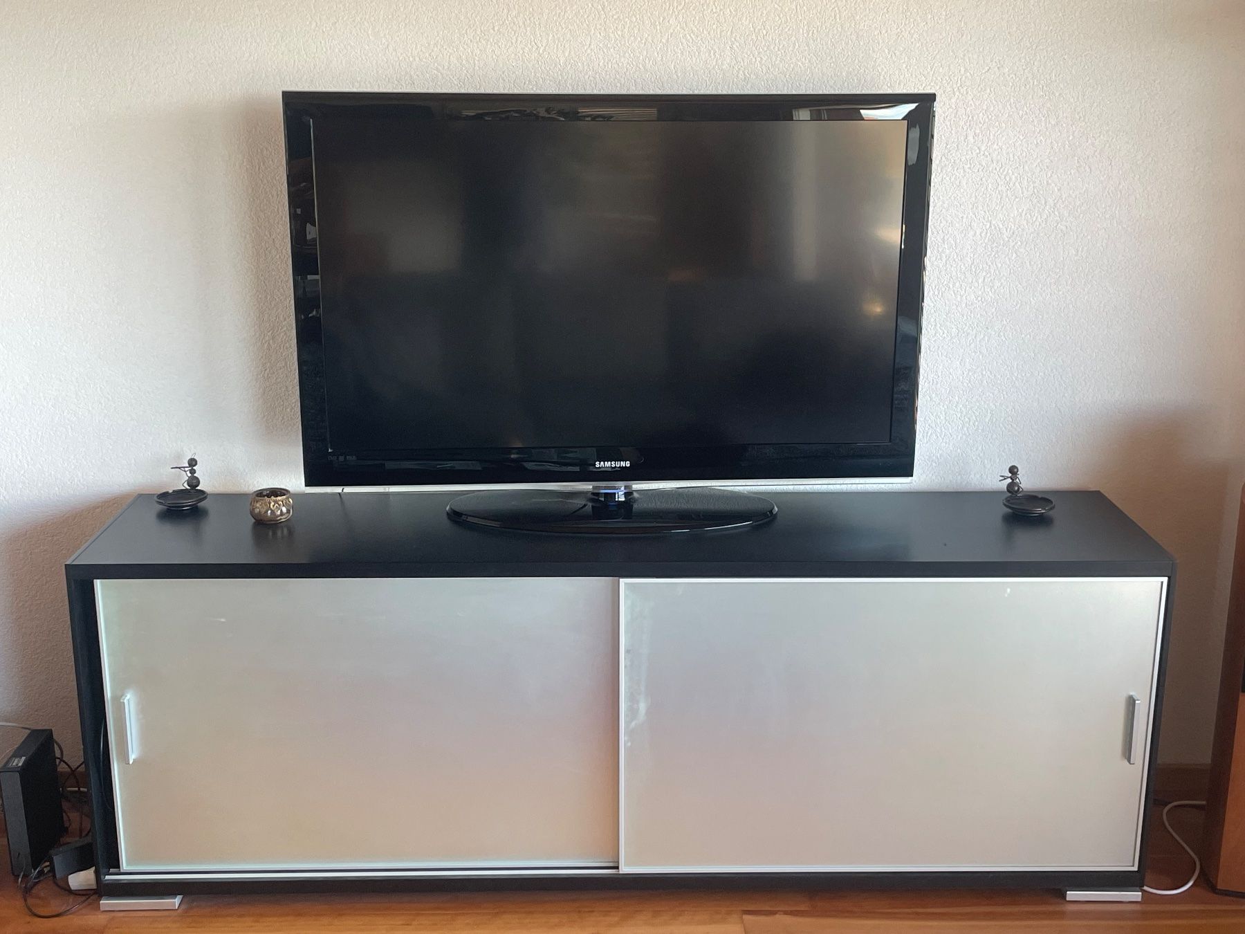 Pfister Mobili TV: Sehr schönes Sideboard – Usato da Goldiwil (Thun) venduto da snoozers