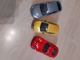 3 Fahrzeuge