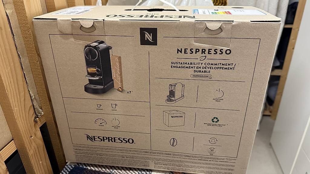 Kaffeemaschinen & Espressomaschinen: Nespresso Kaffeemaschine  – Neu und originalverpackt aus Chur von Johannje 3