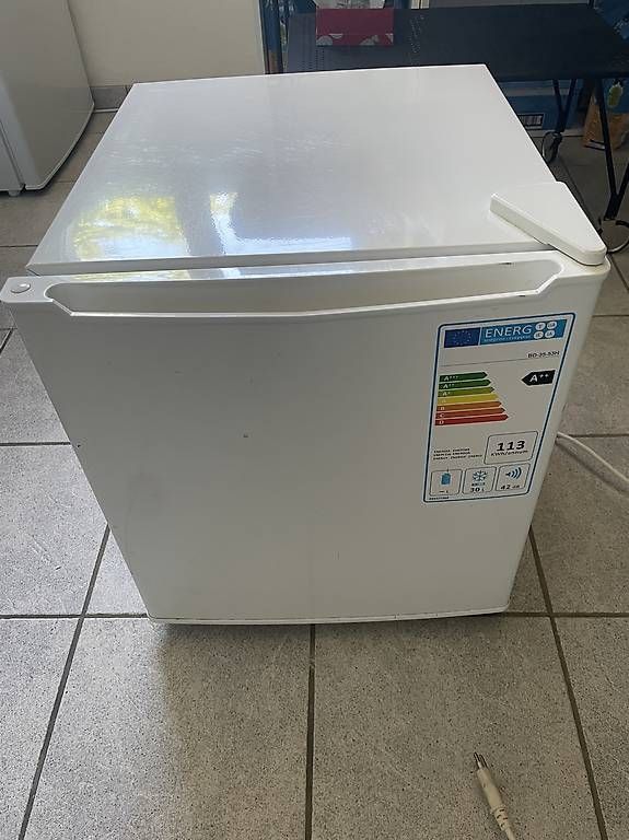 Congelatori: Tiefkühler klein – Usato da Hagneck venduto da mir_5rpz