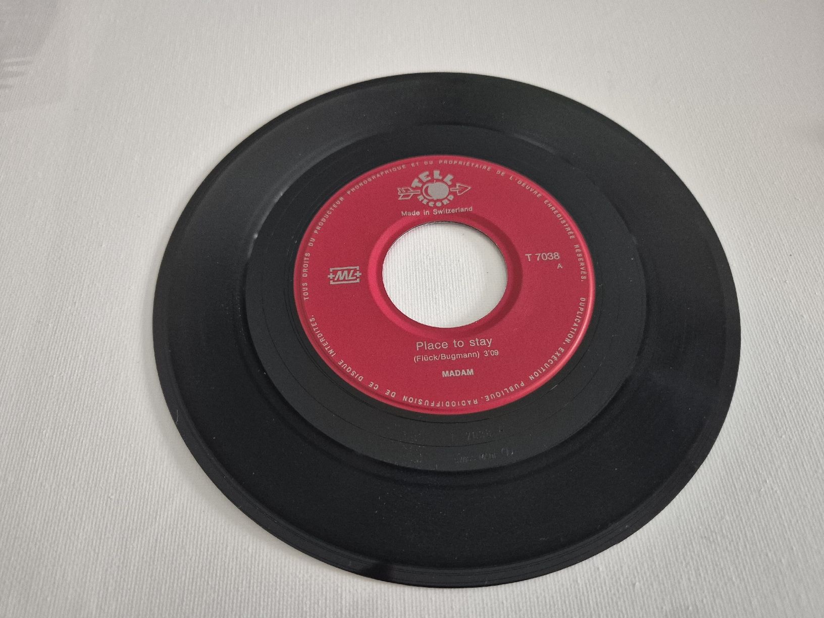 Dischi in vinile: Madam - Place to stay / Friday  - Single 7, CH – Nuovo (secondo la descrizione) da Uster venduto da newwave0 2