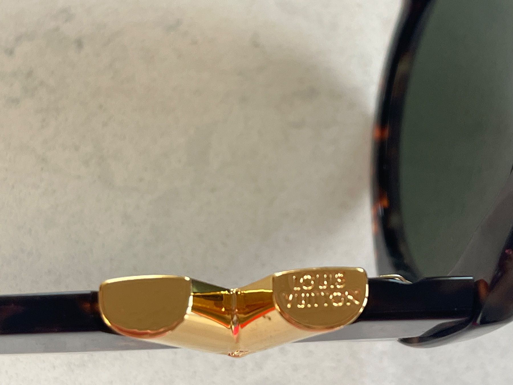 Louis Vuitton Occhiali & Lenti: LOUIS VUITTON SONNENBRILLE – Usato da Bern venduto da mynoa 4