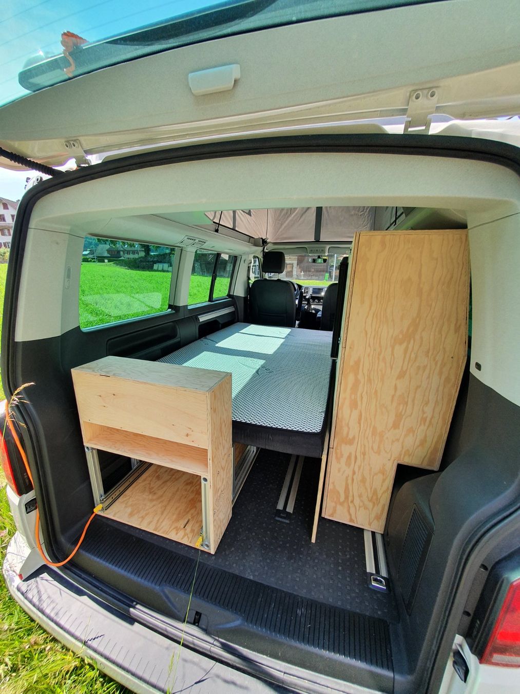 Altri accessori per camping: Camper Ausbau – Usato da Steinerberg venduto da Speedtell