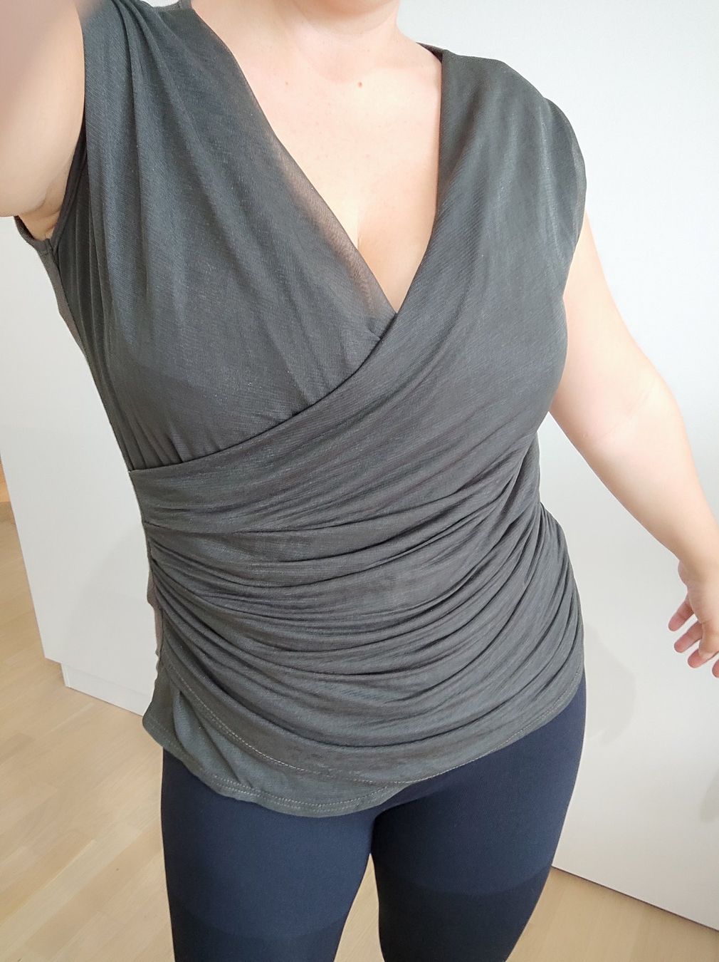 Tops: Top femme gris – Gebraucht aus Bellevue von xuxana