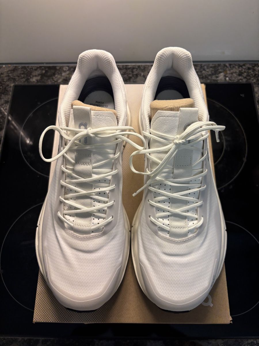On Scarpe da uomo: "NEUWERTIG" ON Cloudnova – Nuovo e nell'imballaggio originale da Thalwil venduto da lean21 2