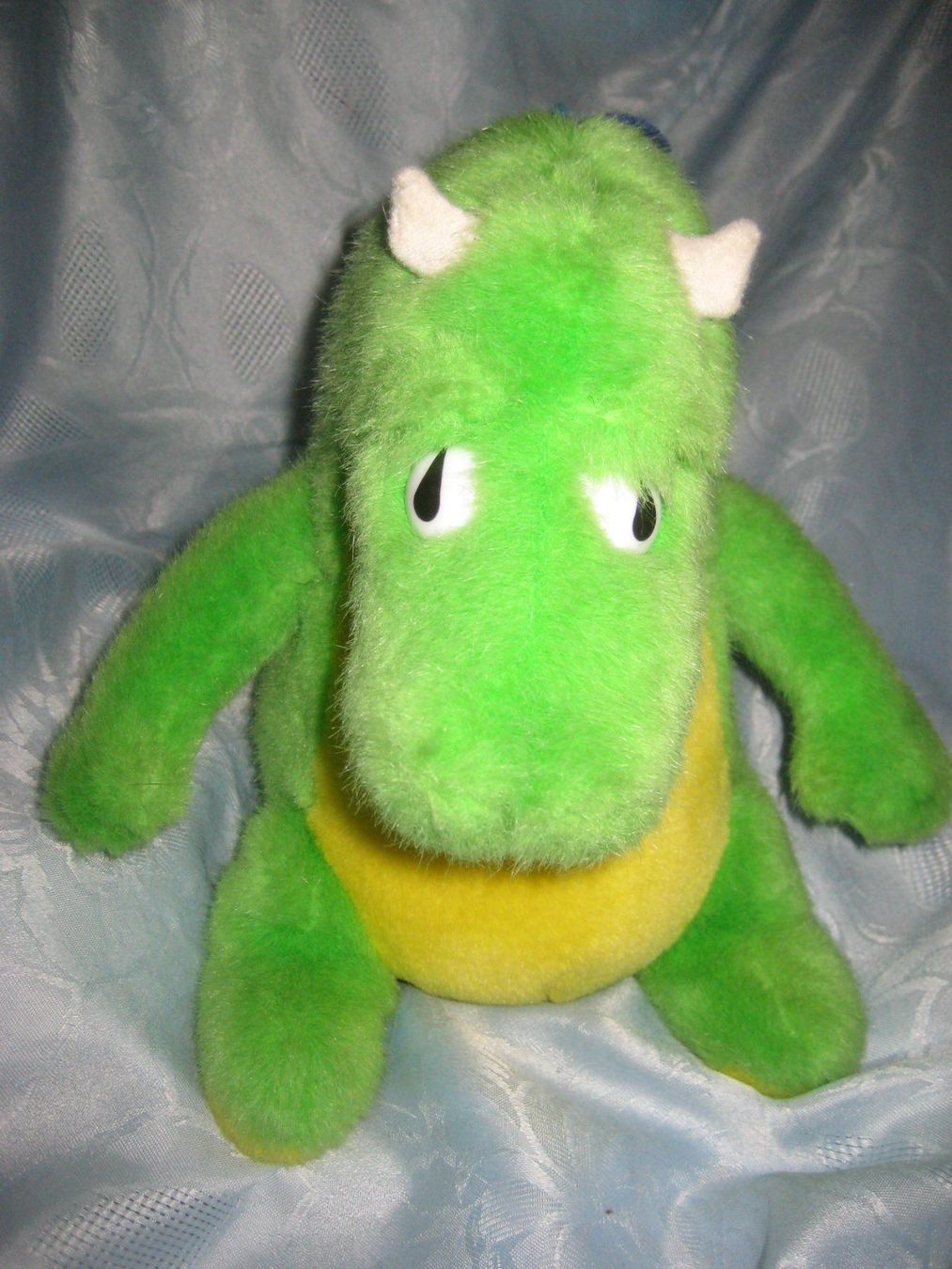 Jouets: PLÜSCH TIER   DRACHE – D'occasion à Uster par flocke1 1