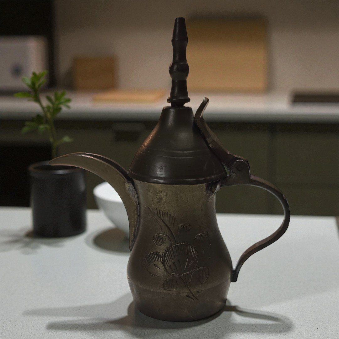 Geschirrsets: Antikes orientalisch Kaffee-Set, Messing, Vintage Deko – Gebraucht aus Wittenbach von gruezi-schwiz 2