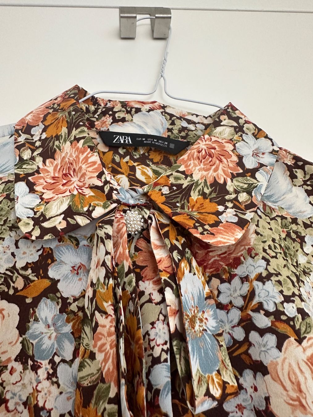 Zara Camicette: ZARA Oberteil Size M – Nuovo (secondo la descrizione) da Luzern venduto da Miausie 2