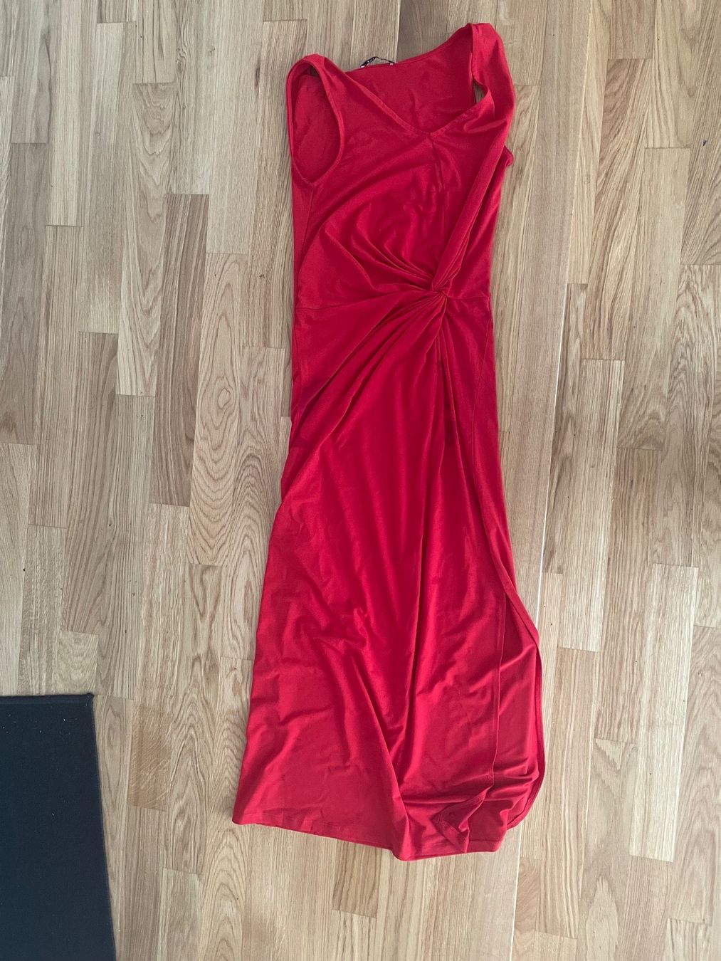 Guardaroba: Kleid – Usato da Lausanne venduto da Mbama23