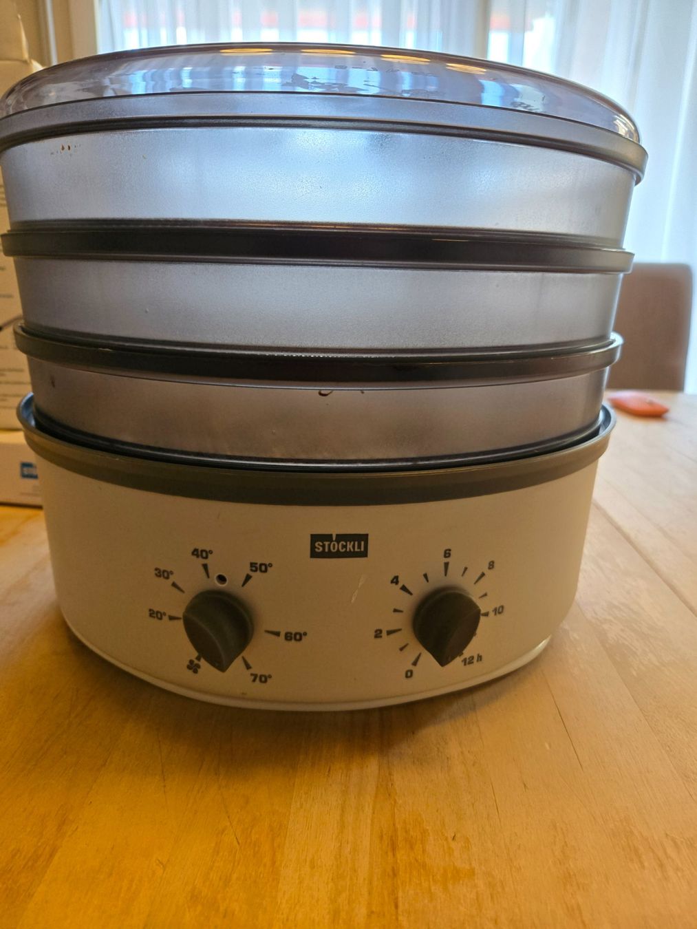Stöckli Elettrodomestici da cucina: Stöckli Dörrex Dörrgerät inkl. extra Metall-Dörrgitter – Nuovo (secondo la descrizione) da Ittigen venduto da Mrdoubleg