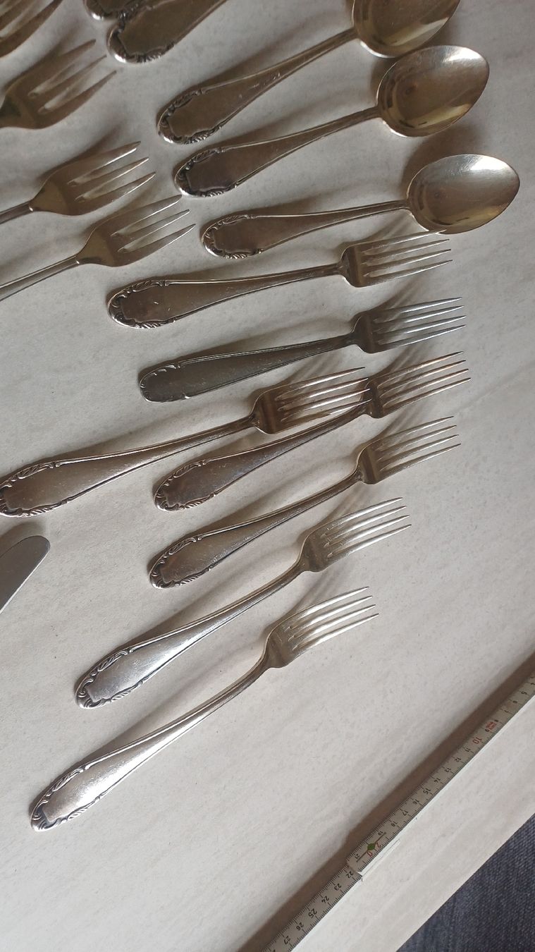 Set di posate: Schönes  Silberbesteck  – Usato da Flawil venduto da Naphtali 1