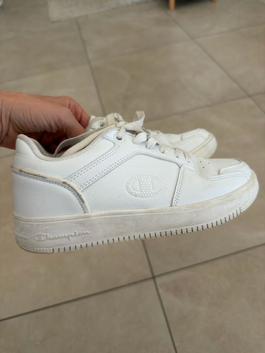 Champion Schuhe für Mädchen: Champion  – Gebraucht aus Fétigny von Titou2010