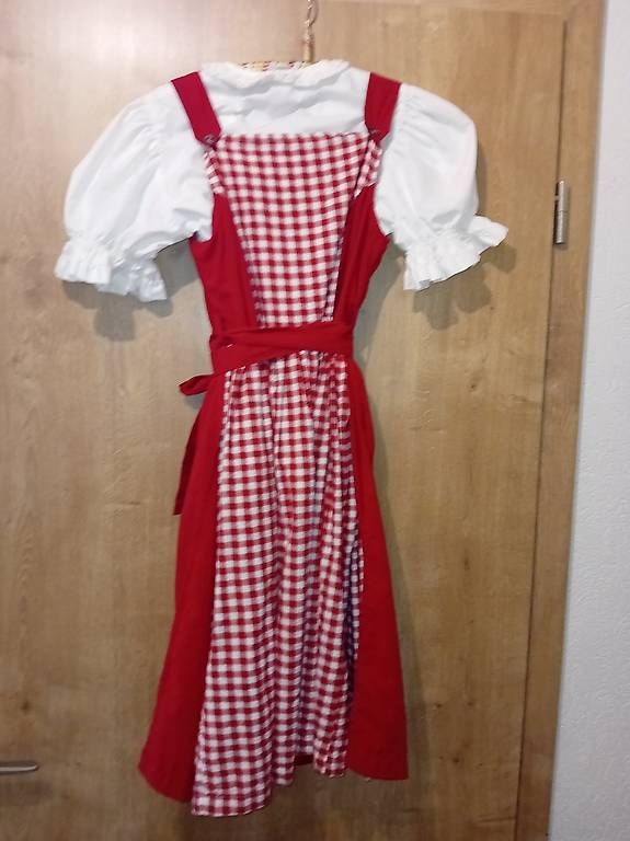 Vestiti & Gonne: Dirndl rot/weiss mit Bluse (Gr. 134) – Usato da Rubigen venduto da hockey1979 1
