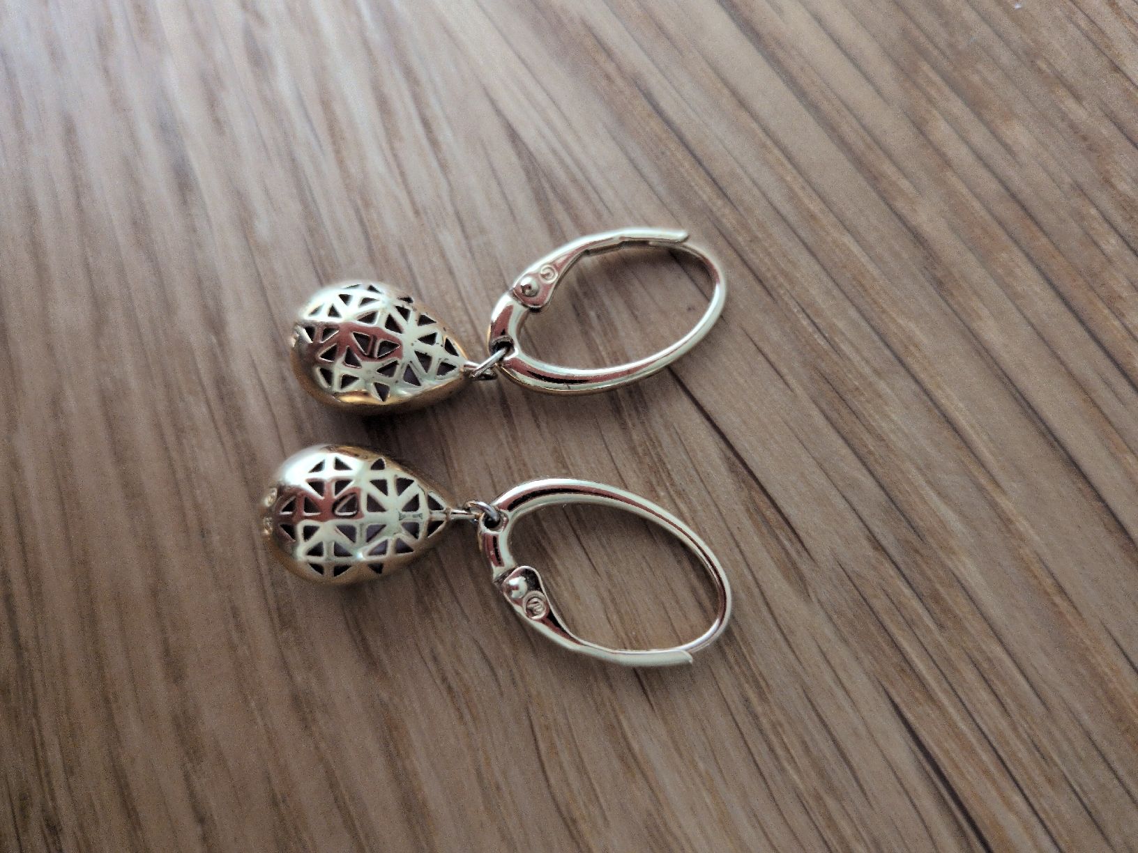 Swarovski Boucles d'oreille: Swarovski Ohrhänger – Neuf (Voir description) à Aarburg par Noemi.H 1