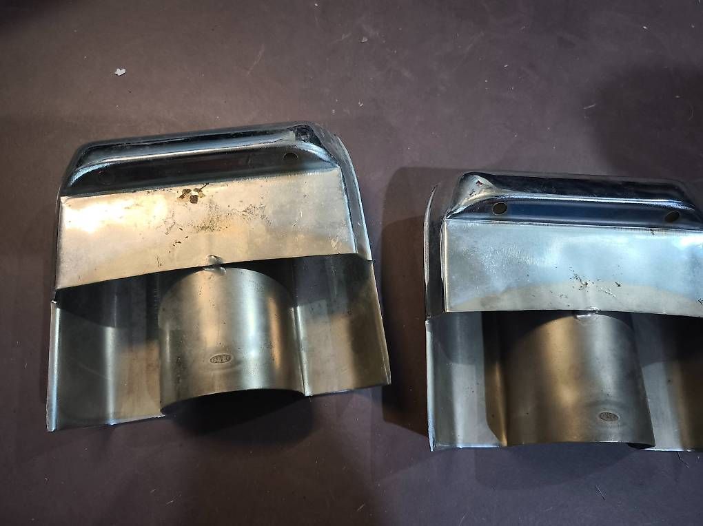Auspuffanlagen: Cadillac Eldorado DeVille Auspuffblenden  – Neu und originalverpackt aus Zihlschlacht von rad_vvm9 2