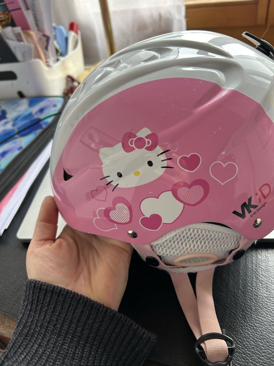 Caschi: Casque ski Hello Kitty S – Usato da Athenaz (Avusy) venduto da cyrano476
