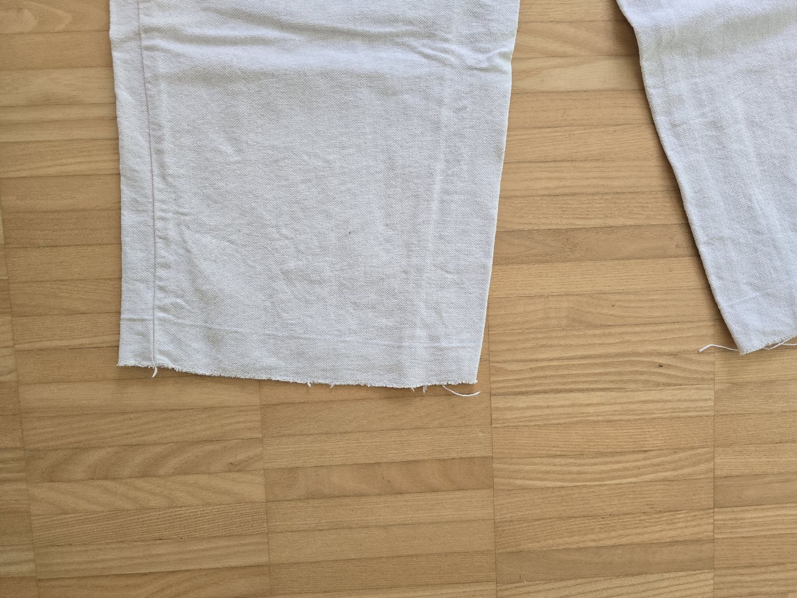 Pantaloni: Hose, Beige, Gr. XS – Usato da St. Gallen venduto da A.W.128 5