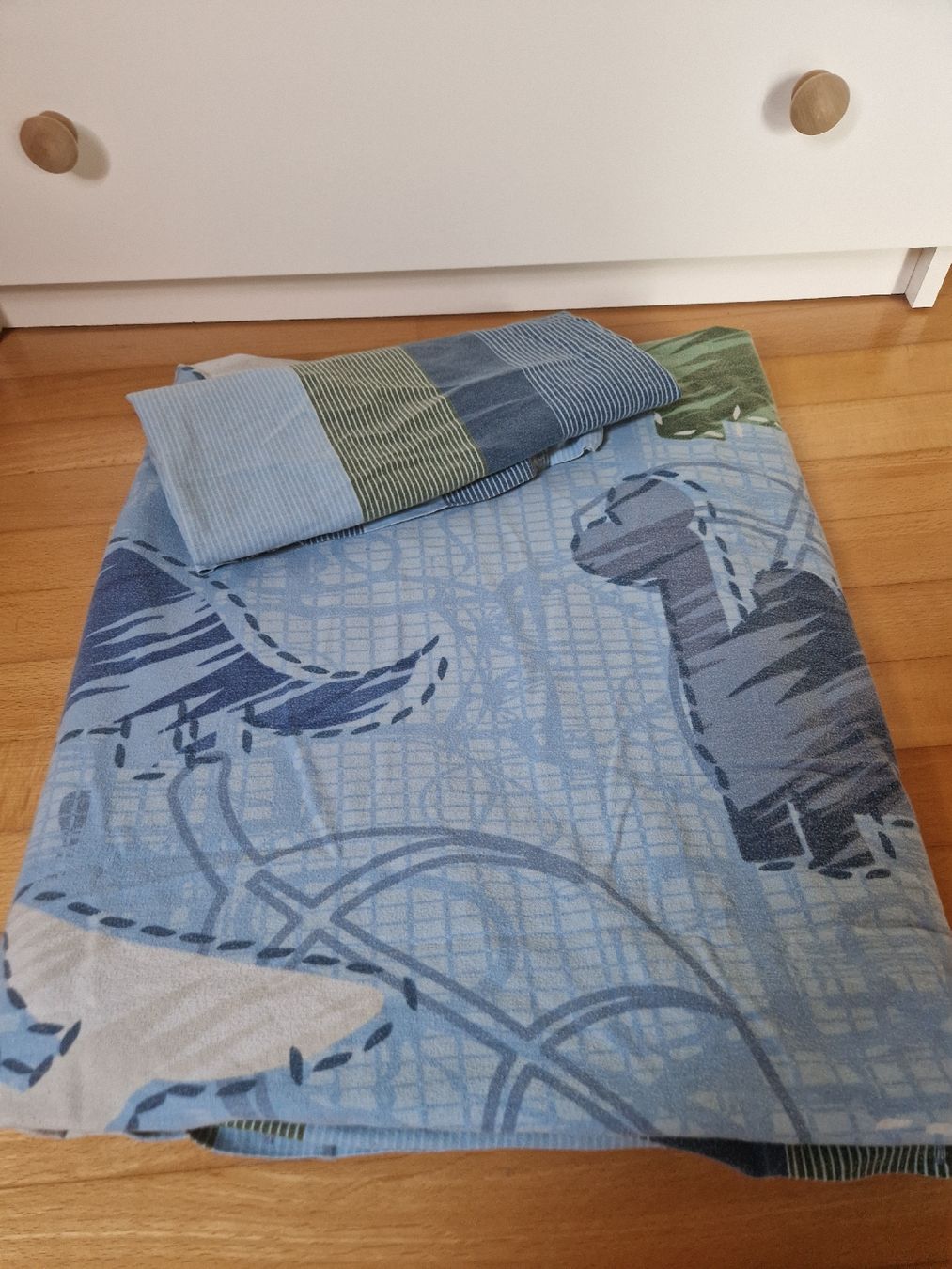 Biancheria da letto: Bettwäsche Dino – Usato da Otelfingen venduto da Tun_c9nb
