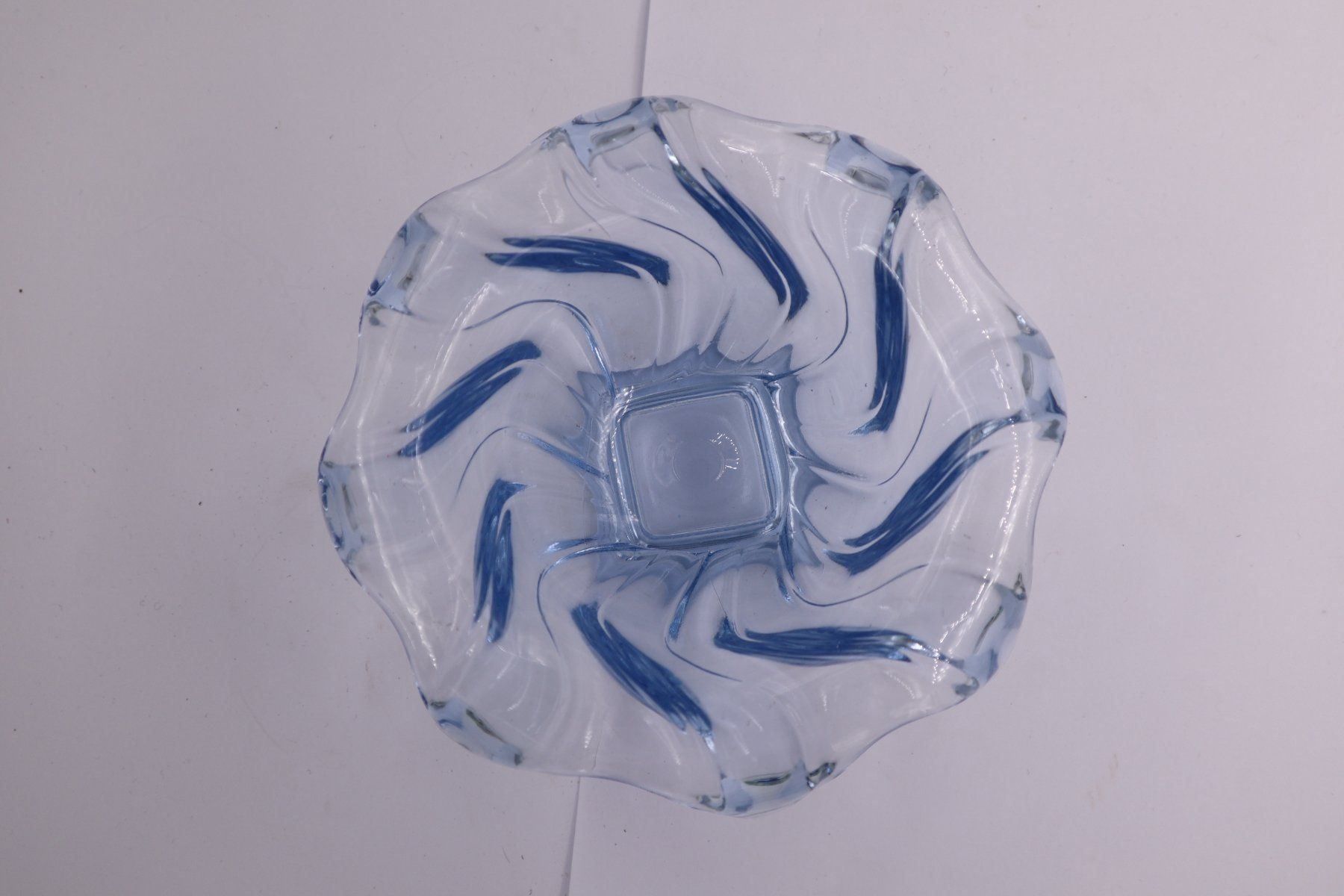 Ciotole: Blaue Glas Schale Vintage – Usato da Baden venduto da swiss-alps 1