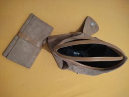 Handtasche