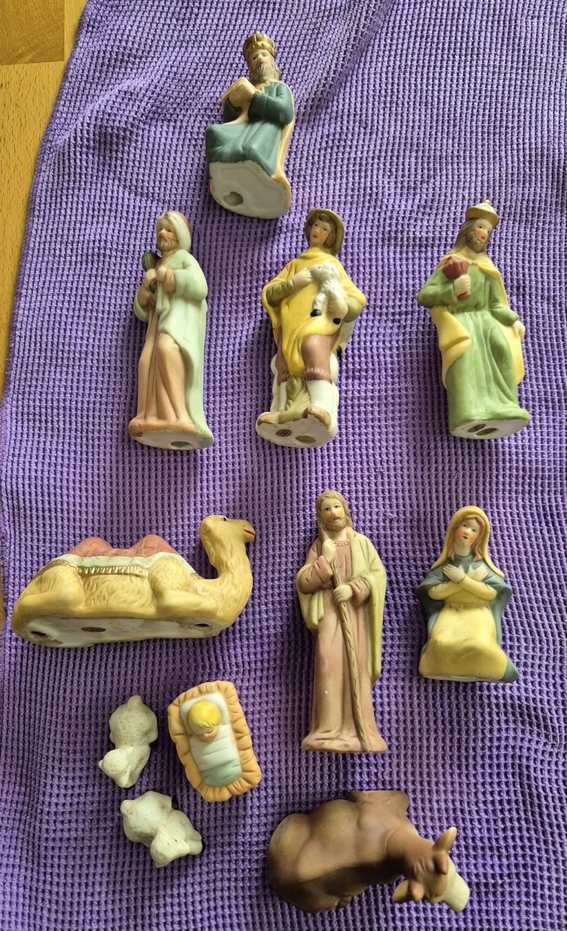 Statuette: Krippenfiguren, Dachbodenfund – Usato da Vilters venduto da Fleiflomi