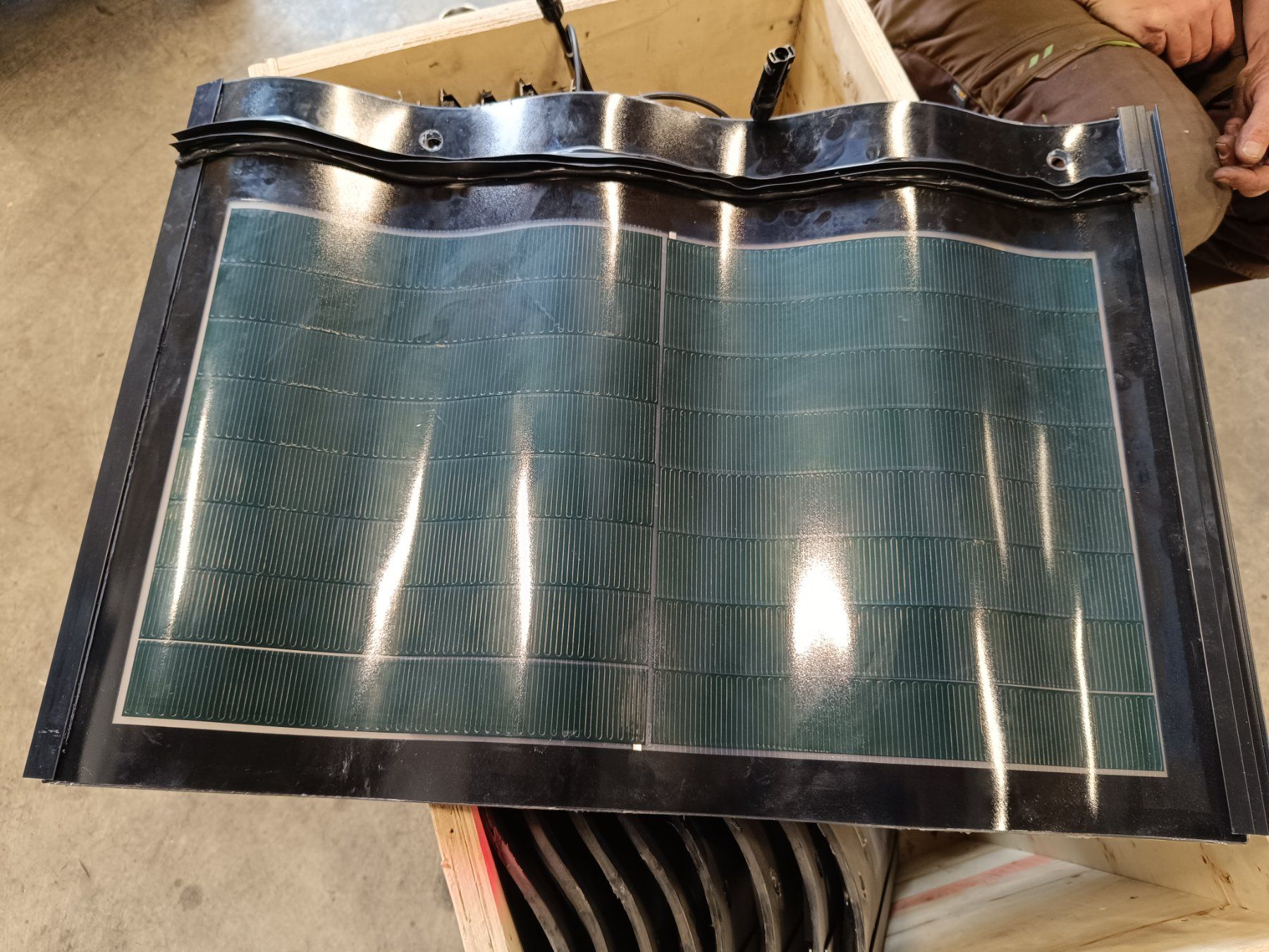 Dispositivi a energia solare: Solar Ziegel PV-JX100 – Usato da Wolhusen venduto da SolarHub-Outlet