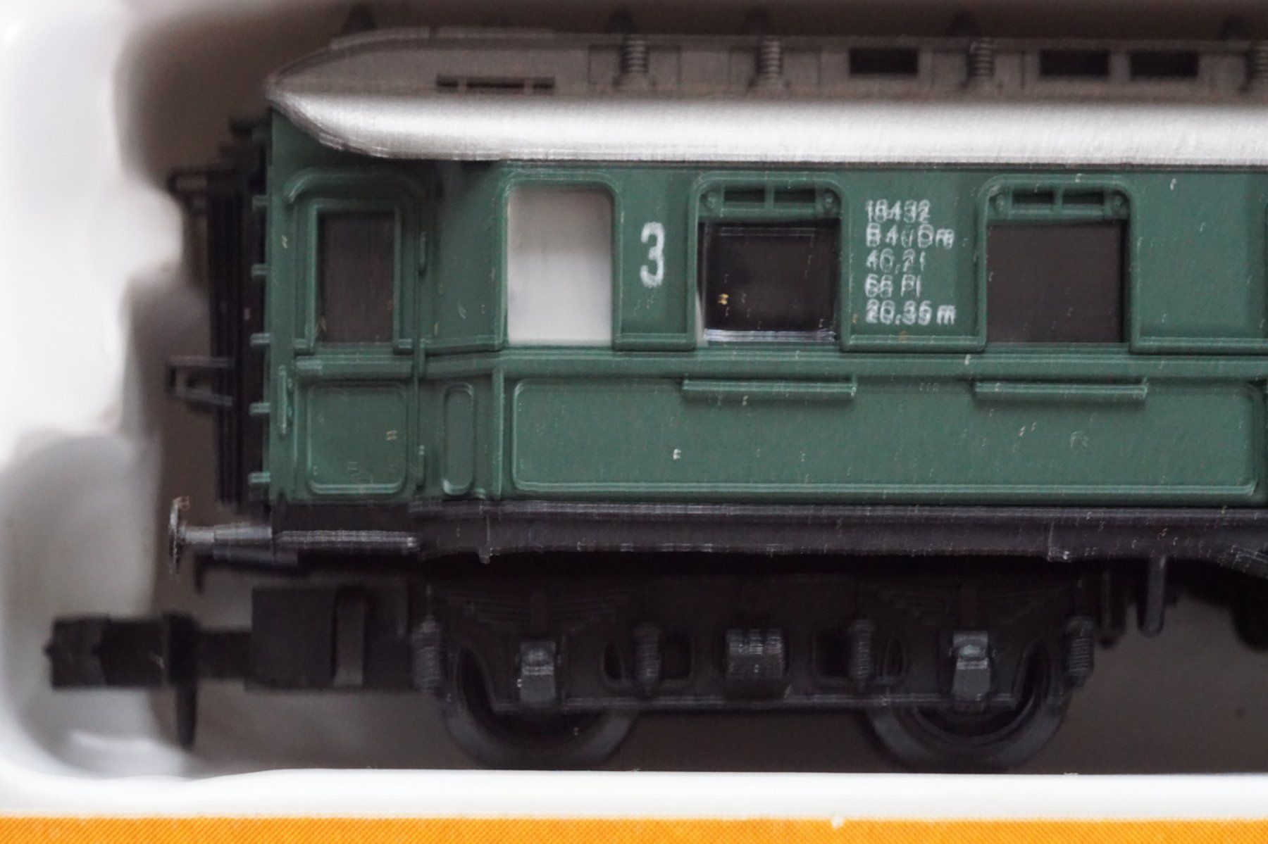 Arnold Modellini di ferrovie: ARNOLD 4 alte Personen-/Güterwagen – Usato da Gränichen venduto da iknow 6