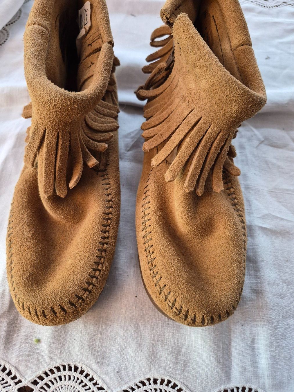 Scarpe da donna: Mocassins en daim Minne Tonka – Usato da charmoille venduto da mir_my9f