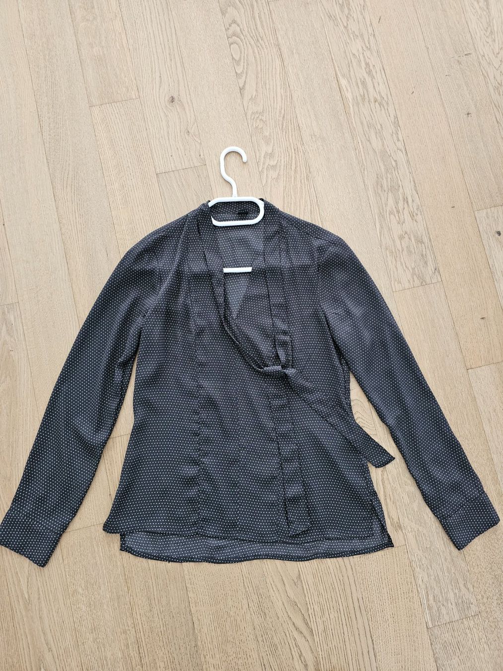 S.Oliver Camicette: s.Oliver Bluse Punkte Grösse 32 dunkelgrau-weiss elegant – Usato da Birmensdorf ZH venduto da LucaToni02