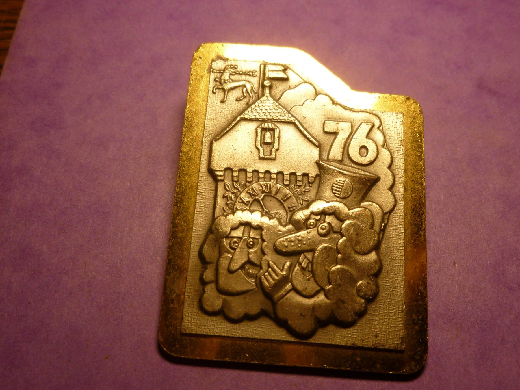 Placchette & Badge: LUZERN 1976 GOLD – Usato da Ried (Muotathal) venduto da Mandarin02