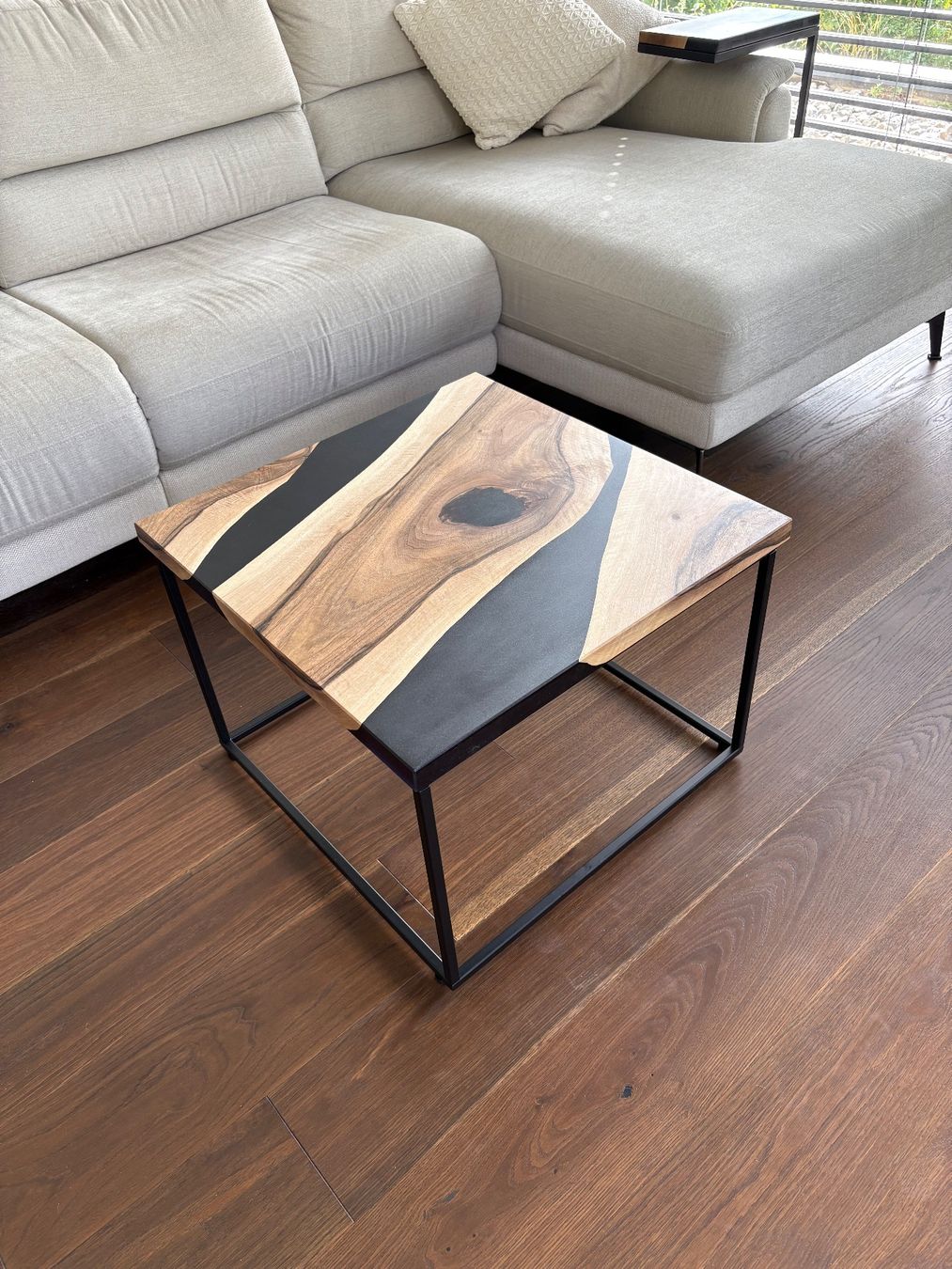 Tavoli: Couchtisch / Epoxidharz Tisch / Rivertable / Salontisch – Nuovo (secondo la descrizione) da Grellingen venduto da fablo_design 3