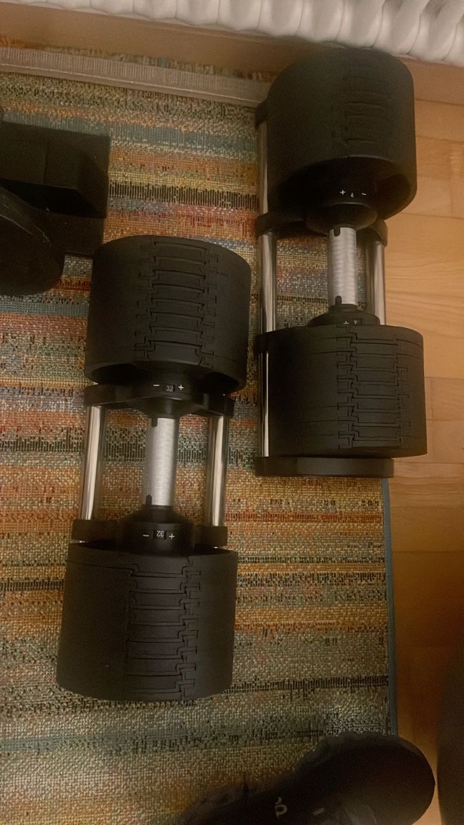 Hanteln & Gewichte: Adjustable Dumbbell Set, Black, Like New Condition – Gebraucht aus Luzern von sli_zd8q