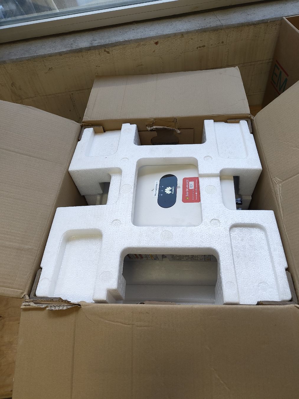 Huawei Wechselrichter: Huawei SUN2000-5KTL-L1 5kW PV-Wechselrichter - Einphasig – Gebraucht aus Winterthur von engitec_AG 1