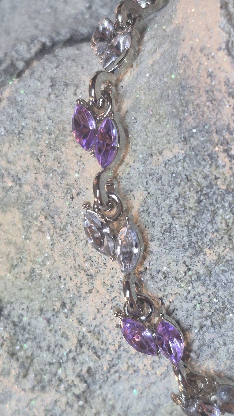 Armbänder & -reifen: Bracciale metallo argento con pietre viola e bianche – Neu (gemäss Beschreibung) aus Giubiasco von Stefaniav 6