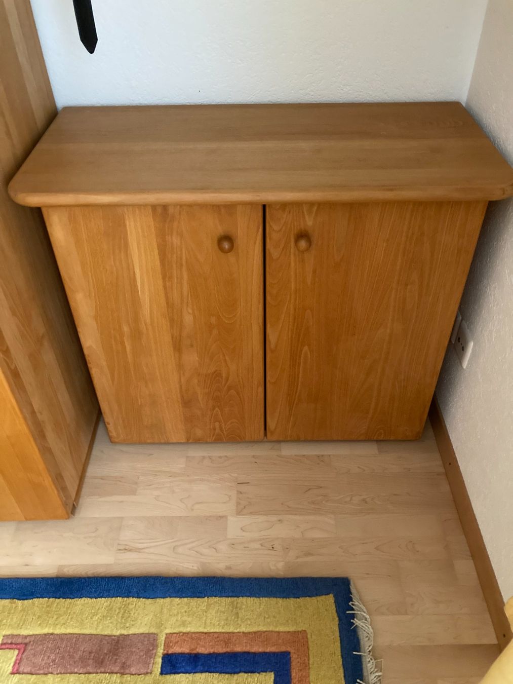 Armadi: Set Massivholz Schränke & Kommode – Usato da Zofingen venduto da Wasserberg04 3