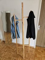Garderobe / Garderobenständer Holz