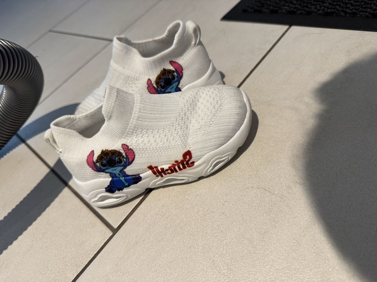 Chaussures garçon: Schuhe Stich gr 24 – D'occasion à Stetten AG par Dekis-Tradingcards