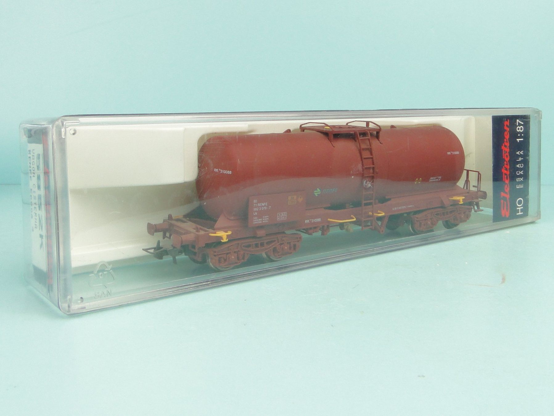 Modellini di ferrovie: Electrotren 5852K RENFE Vagon Cisterna – Usato da Bülach venduto da cann11 3