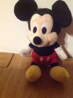 Peluche Mickey NEUVE 23 cms